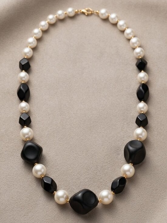 Kendra Scott Jewelry - Black Onyx & Pearl Necklace